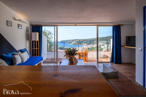 Day, Natural landscape, Balcony/Terrace, Balcony/Terrace, Living room, Sea view, Sea view