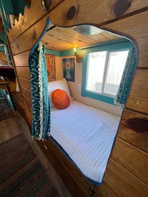 Sundancer Dream Wagon with Onsite Hot Springs House in Truth or Consequences