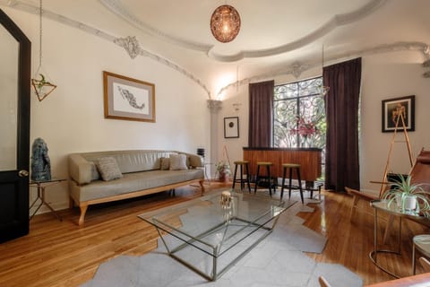 Pug Seal Polanco Allan Poe Hotel in Mexico City