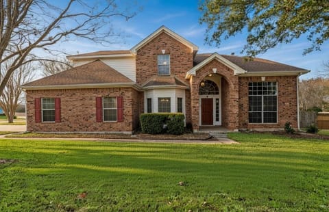 Spacious & Peaceful Home in Central Austin House in Austin