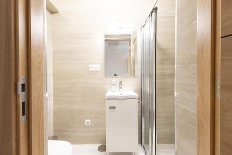 Trajadinha do Lima Rooms Hostel in Viana do Castelo District, Portugal