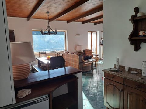 Villetta del Prato Il Tuo rifugio con Straordinaria Vista a Roccaraso Apartment in Roccaraso