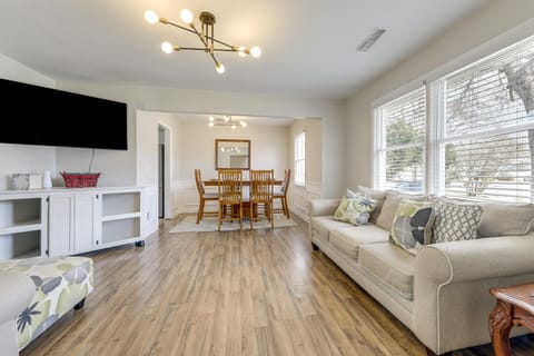 Suburban Family Home 18 Mi to Dtwn Charleston! House in Goose Creek