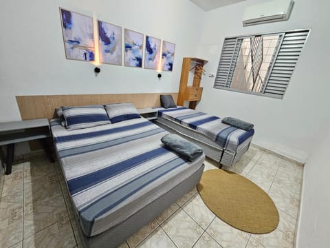 Bed, Photo of the whole room, Bedroom, air conditioner