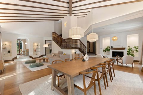 San Pedro Luxury Villa Private Pool Beach Access & Family Fun Villa in San Pedro de Alcántara