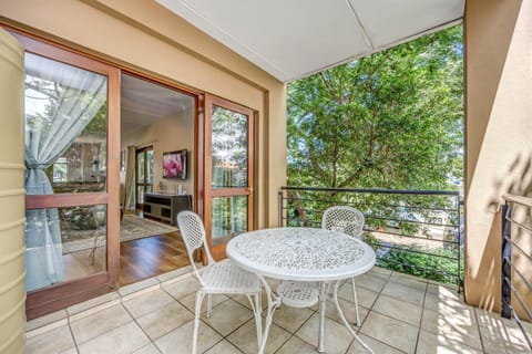 Patio, View (from property/room), Balcony/Terrace