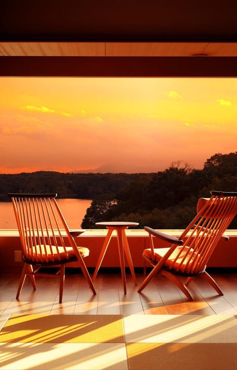 View (from property/room), Lake view
