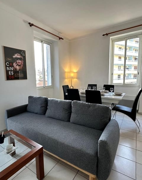 Lumière de Provence - charming, parking, AC, cosy Apartment in Cannes