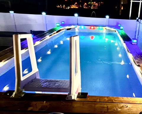 Night, Swimming pool