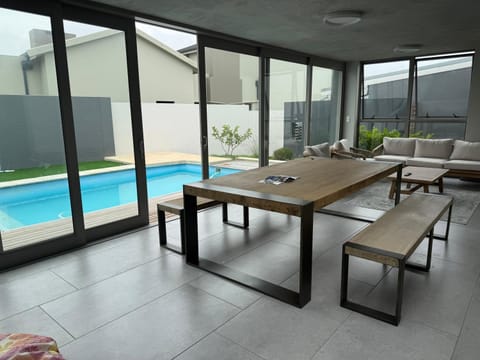 Swimming pool, Swimming pool