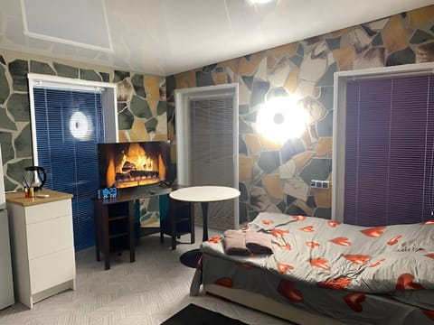 Ramus poilsis prie Vilniaus su baseinu House in Vilnius