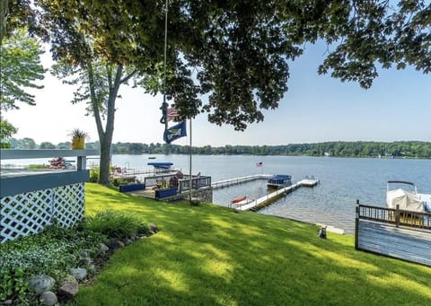 Lake Cabin Stay That Actually Feels Like a Getaway Cabin in Jamestown Township