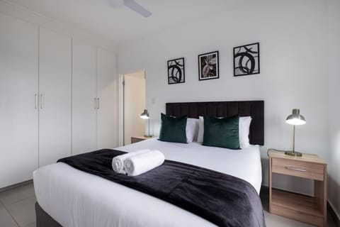 Bed, Photo of the whole room, Bedroom, towels, wardrobe