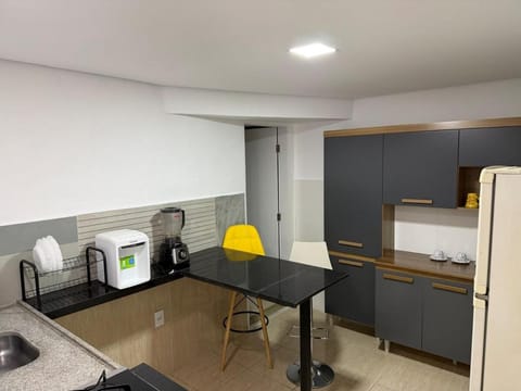 Kitchen or kitchenette, Dining area, stove