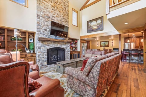 Stay at Friendly Fox Chalet, a large pet friendly home in a great location. House in Breckenridge