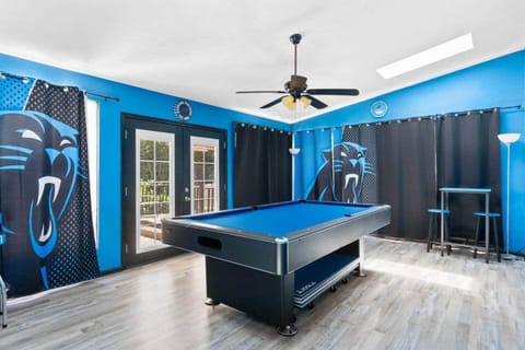 5BD House~1.1mi to Beach~sleeps10Bike&Pet Friendly House in Surfside Beach