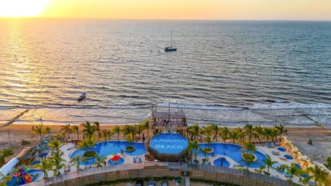 Off site, Bird's eye view, Logo/Certificate/Sign, Pool view, Sea view, Swimming pool, Sunset
