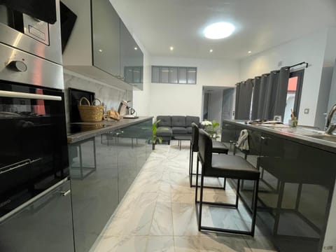 Communal lounge/ TV room, Living room, Lounge or bar, Seating area