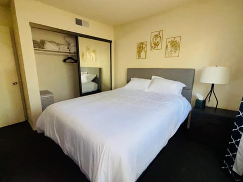 1Bd Prime Westwood Location One Block from UCLA Apartment in Westwood