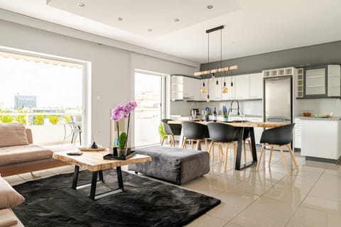 Eclipse Medical Center Apartment in Chalandri