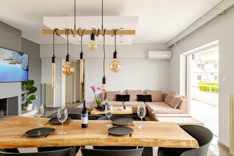 Eclipse Medical Center Apartment in Chalandri