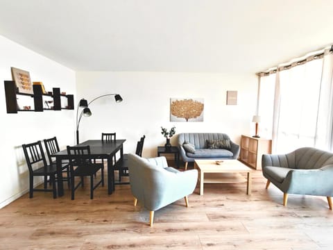 Living room, Seating area, Dining area