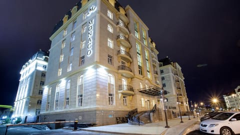 Property building, Facade/entrance, Neighbourhood