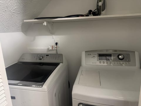 Cozy Retreat! House in Fayetteville