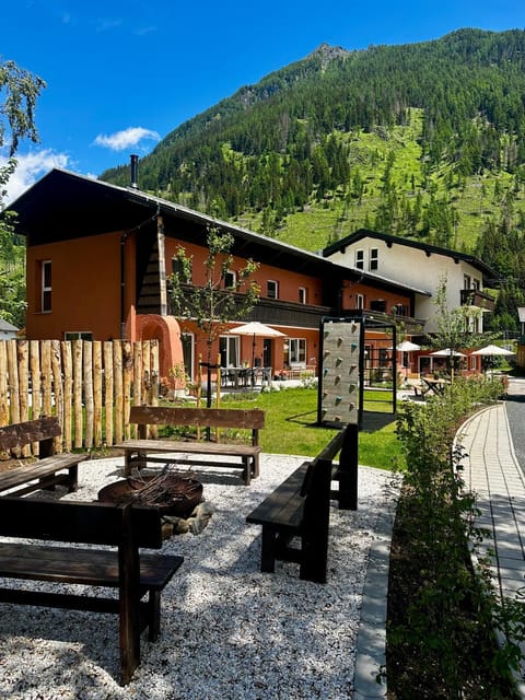 Garden, Mountain view