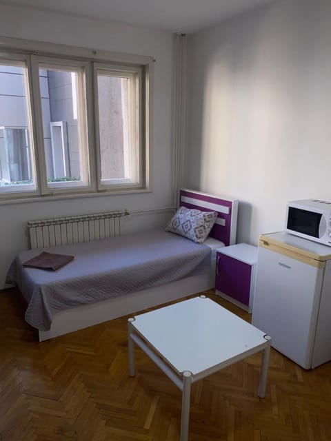 Great Room Great location No Parking Bed and Breakfast in Skopje