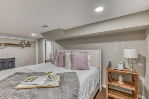 Bear Oaks Retreat House in Johnson City