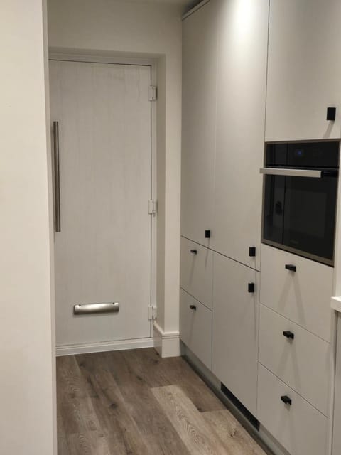 Studio 3 - Close to Racecourse Apartment in Cheltenham