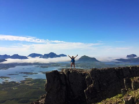 Cozy older house in the middle of Lofoten House in Lofoten