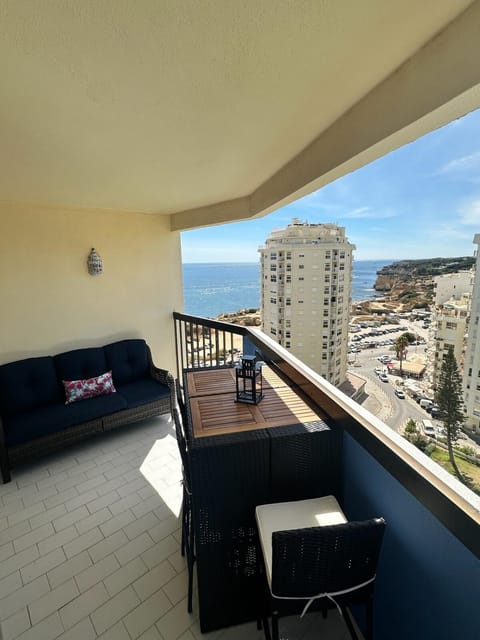Natural landscape, Balcony/Terrace, Sea view