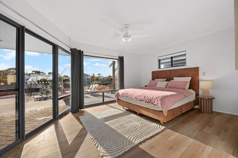 Bed, Day, View (from property/room), Bedroom