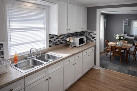 Cozy Stockbridge Home Villa in Stockbridge