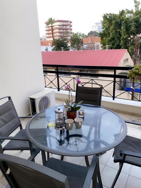 Patio, Day, View (from property/room), Balcony/Terrace, Seating area