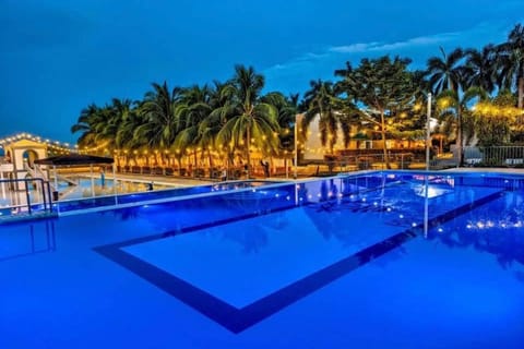 Pool view, Swimming pool