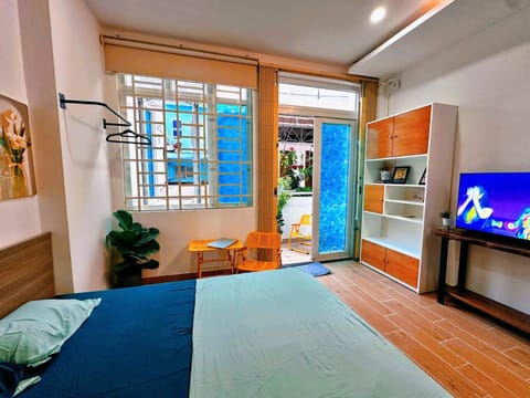 TV and multimedia, Photo of the whole room