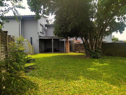 Property building, Garden, Garden view