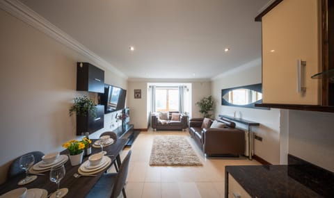 Seaside Heaven in Exclusive Naighbourhood Apartment in Galway