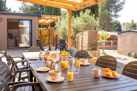 Property building, Patio