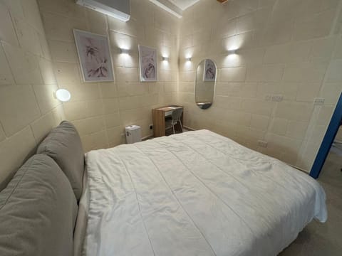 Ta Pawluzzu Farmhouse House in Malta