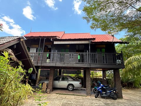 Property building, Parking
