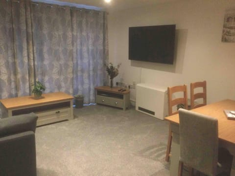 Communal lounge/ TV room, TV and multimedia, Living room