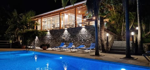 Balcony/Terrace, Swimming pool