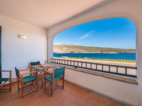 Day, Natural landscape, View (from property/room), Balcony/Terrace, Dining area, Sea view