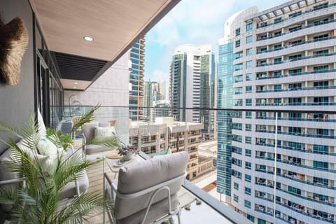 Balcony/Terrace, City view