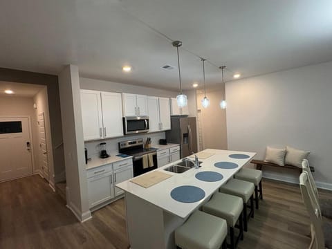 The Oasis House in Port Wentworth