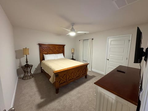 The Oasis House in Port Wentworth